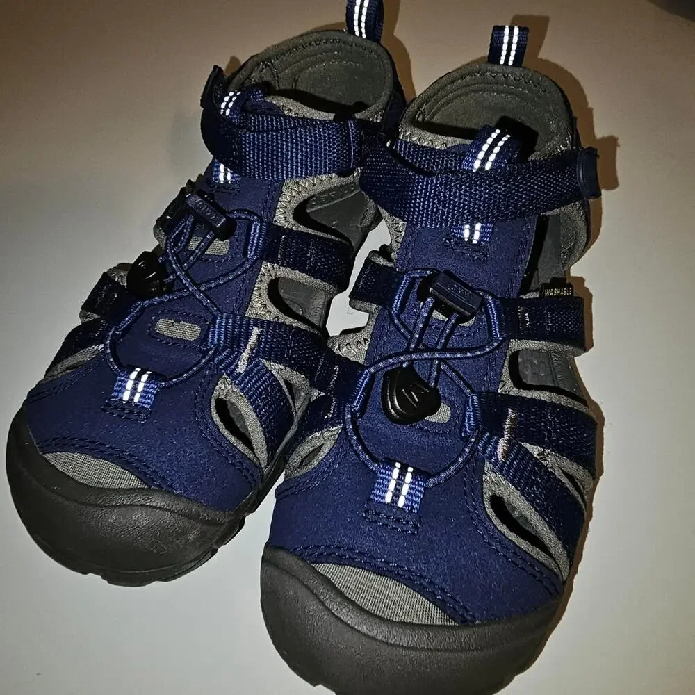 Keen kids navy blue sandals